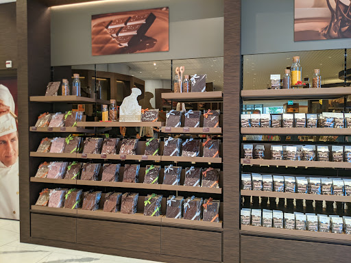 Lindt Shop Home of Chocolate Kilchberg