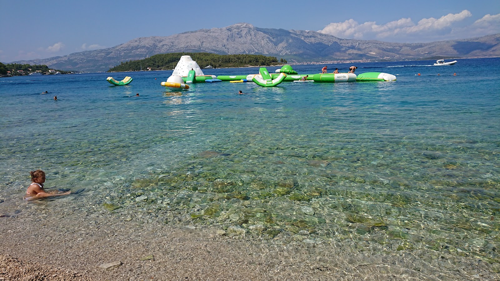 Foto van Prvi zal beach met kleine baai