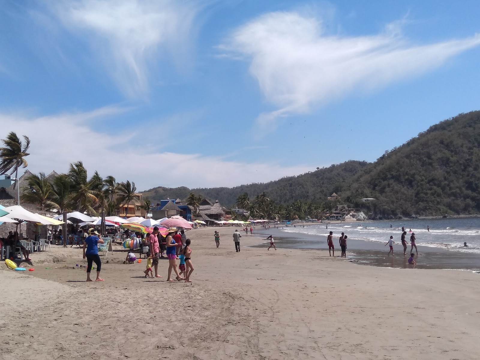Fotografie cu Playa La Manzanilla cu nivelul de curățenie înalt