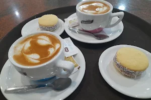 Canela Coffee Shop Benamocarra image