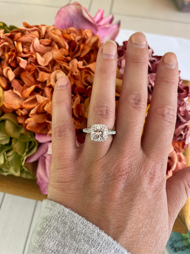 Jewelry Store «Golden Nugget Jewelers», reviews and photos, 800 Chestnut St, Philadelphia, PA 19107, USA