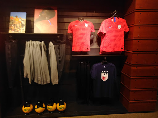 Clothing Store «Nike Mall of America», reviews and photos, 244 West Market, Bloomington, MN 55425, USA