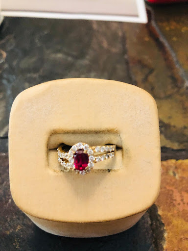 Pawn Shop «Tampa Gun & Pawn», reviews and photos, 12319 N Nebraska Ave, Tampa, FL 33612, USA