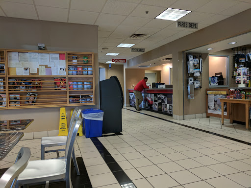 Toyota Dealer «Toyota Knoxville», reviews and photos, 10415 Parkside Dr, Knoxville, TN 37922, USA