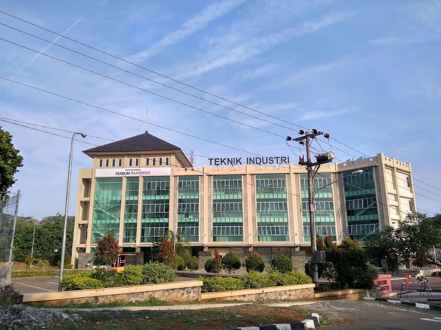 Departemen Teknik Industri Universitas Diponegoro Photo