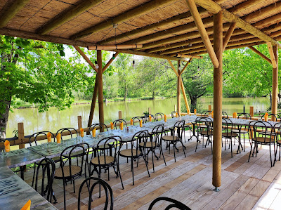 Auberge du Lac - Domaine, chalets et restaurant à Fauch à Fauch