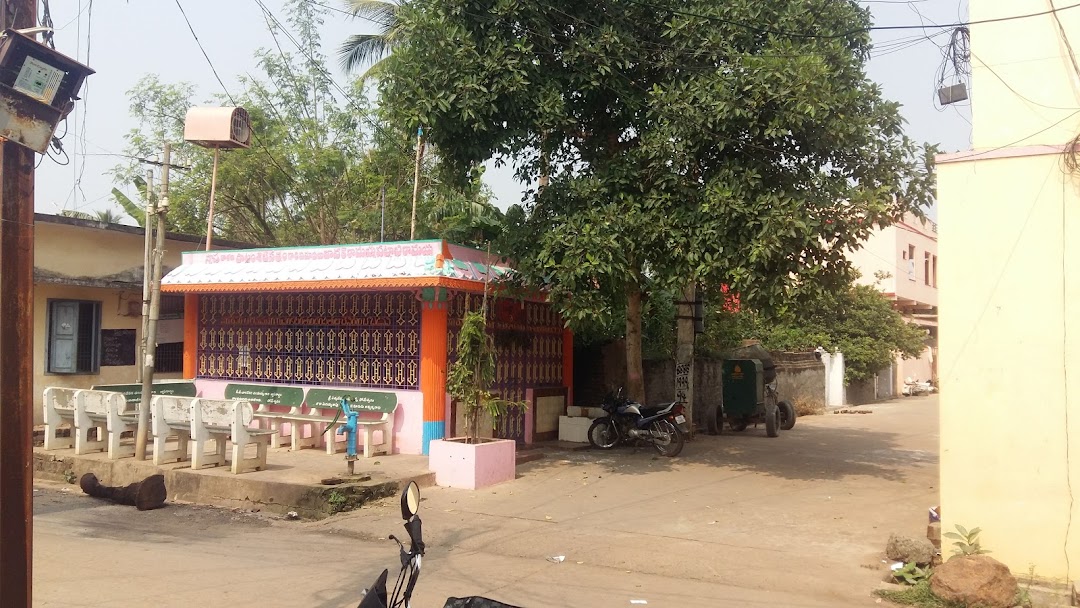 సాయిబాబా మందిరం