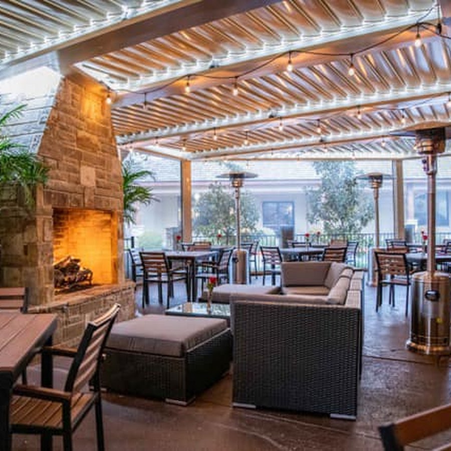 The Fifth: Fireside Patio and Bar