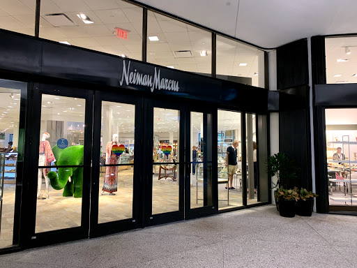 Clothing Store «Neiman Marcus», reviews and photos, 9700 Collins Ave, Bal Harbour, FL 33154, USA