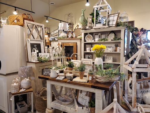 Candle Store «Warm Glow Candle Store», reviews and photos, 2131 N Centerville Rd, Centerville, IN 47330, USA