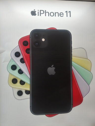 Cell Phone Store «Boost Mobile», reviews and photos, 900 N Federal Hwy #103, Hollywood, FL 33020, USA