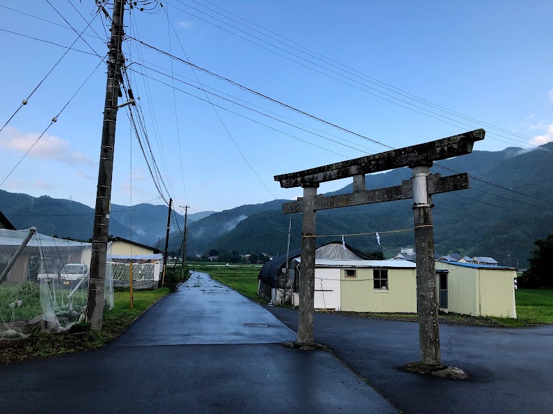 高仁神社