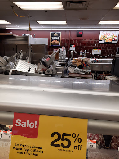 Grocery Store «Jewel-Osco», reviews and photos, 1320 Sycamore Rd, DeKalb, IL 60115, USA