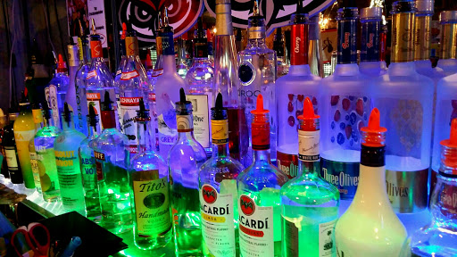 Bar & Grill «Rockn Angels Bar Restaurant, Karaoke & Live Music», reviews and photos, 7200 N Dixie Hwy, Boca Raton, FL 33487, USA