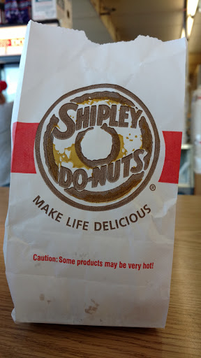 Donut Shop «Shipley Do-Nuts», reviews and photos, 501 E Abram St, Arlington, TX 76010, USA