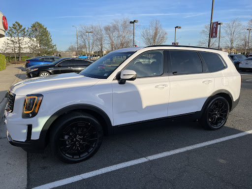 Kia Dealer «Ourisman Kia», reviews and photos, 4105 Auto Park Cir, Chantilly, VA 20151, USA