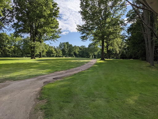 Golf Course «Hickory Nut Golf Course», reviews and photos, 23601 Royalton Rd, Columbia Station, OH 44028, USA