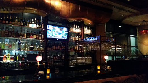 Restaurant «The Cheesecake Factory», reviews and photos, 15301 Ventura Blvd, Sherman Oaks, CA 91403, USA