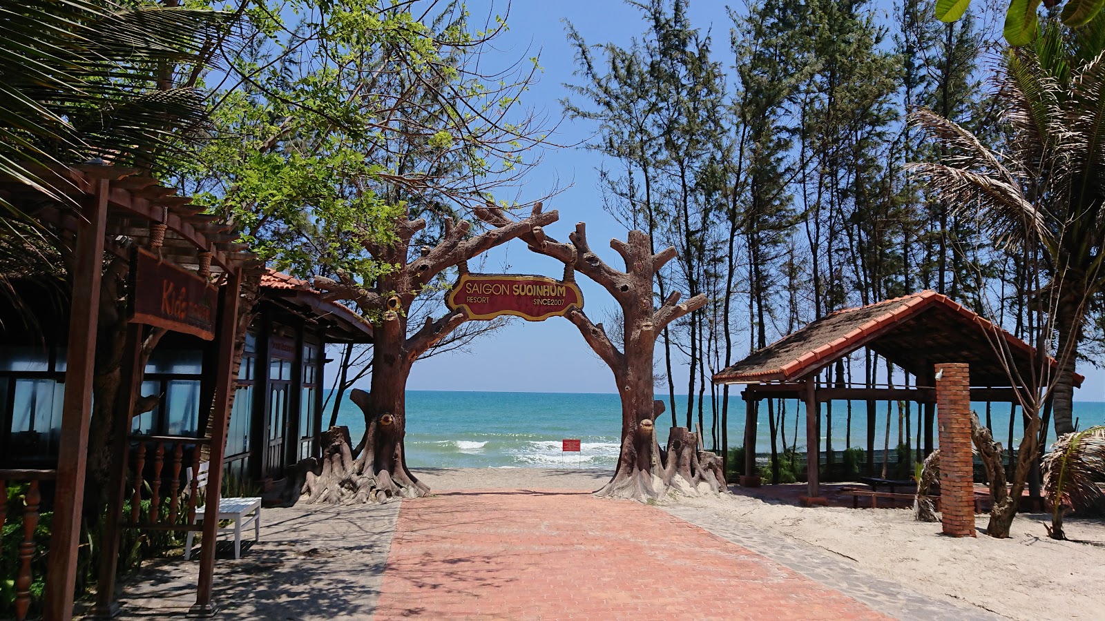 Aloha Phan Thiet Beach'in fotoğrafı - rahatlamayı sevenler arasında popüler bir yer