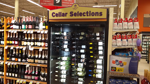 Grocery Store «Hannaford Supermarket», reviews and photos, 5 Hannaford Dr, York, ME 03909, USA