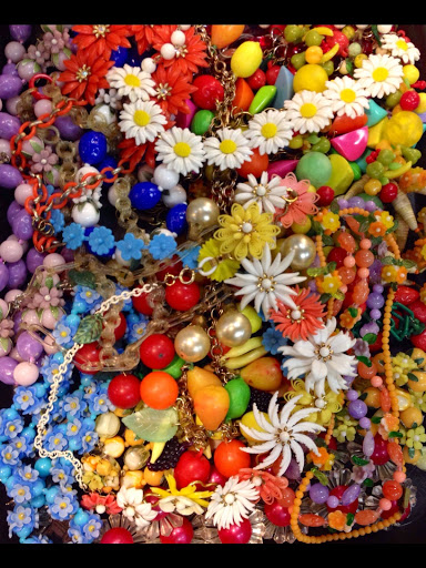 Vintage Clothing Store «Replay Vintage Goods», reviews and photos, 3708 Main St, Houston, TX 77002, USA