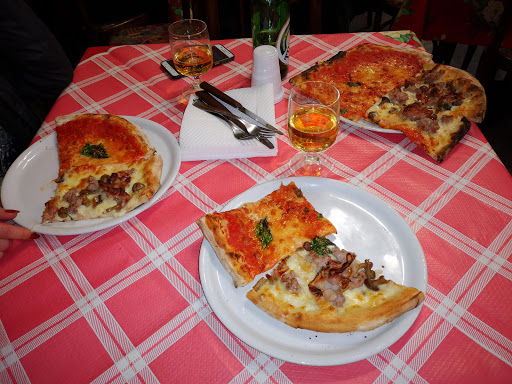 Pizza e Panuozzo da Giuseppe Malafronte in Gragnano, Città Metropolitana di Napoli