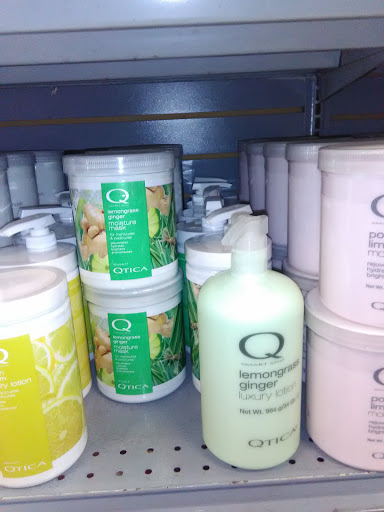 Beauty Supply Store «US Skyline Beauty Supply Inc», reviews and photos, 7234 Arlington Blvd, Falls Church, VA 22042, USA