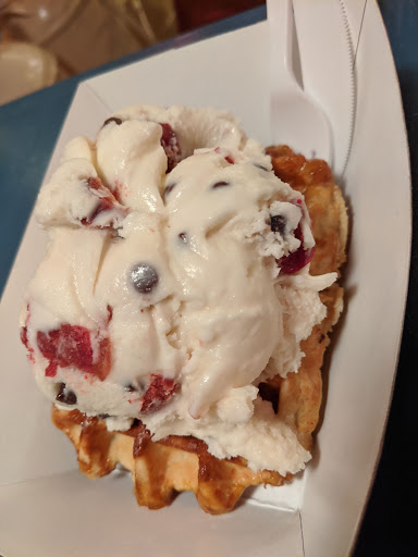 Ice Cream Shop «Nina’s Waffles and Sweets», reviews and photos, 30 E State St, Doylestown, PA 18901, USA