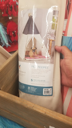 Pet Supply Store «Petco Animal Supplies», reviews and photos, 1524 Old Country Rd, Riverhead, NY 11901, USA