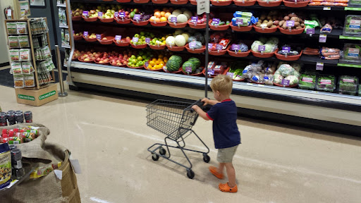 Grocery Store «Lowes Foods of Boone», reviews and photos, 267 New Market Centre, Boone, NC 28607, USA