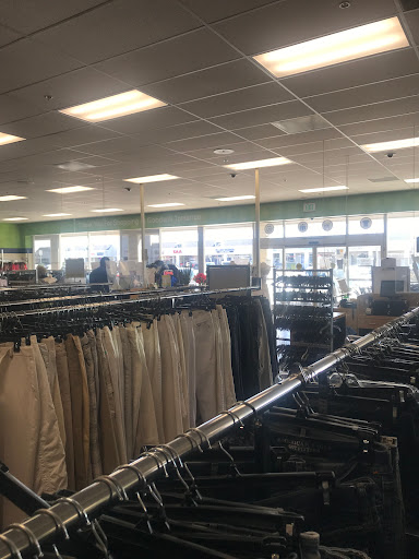 Thrift Store «Goodwill Store & Donation Center», reviews and photos, 22227 Palos Verdes Blvd, Torrance, CA 90505, USA