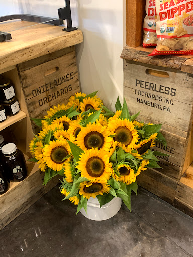 Produce Market «Frecon Farms», reviews and photos, 501 S Reading Ave, Boyertown, PA 19512, USA