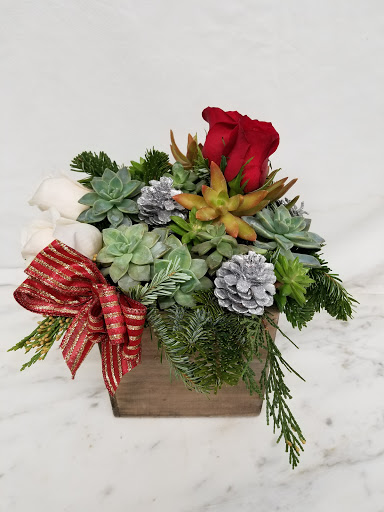 Garden Center «West End Florist & Garden Center», reviews and photos, 3800 Old Glenview Rd, Evanston, IL 60201, USA