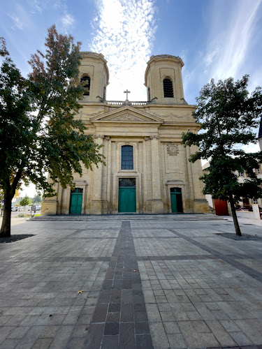 Église catholique Saint-Maximin à Thionville à Thionville