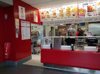 Atmosphère du Restaurant KFC Wasquehal - n°17