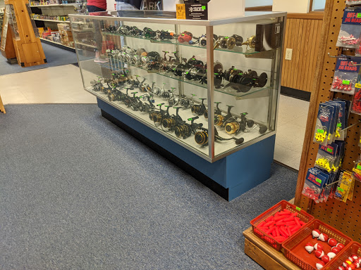 Sporting Goods Store «McDuffie Marine & Sporting Goods Inc», reviews and photos, 1866 W US Hwy 90, Lake City, FL 32055, USA