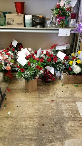 Florist «Agnew Florist-Watertown», reviews and photos, 587 Main St, Watertown, CT 06795, USA