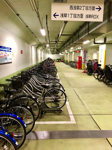 つくばエクスプレス浅草駅南自転車駐車場