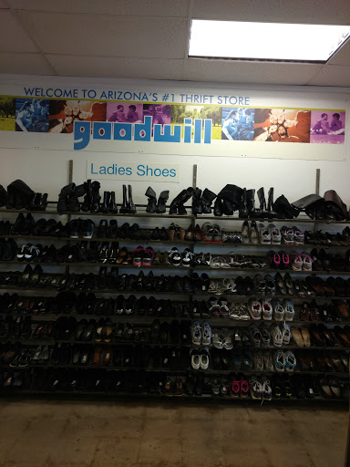 Clothing Store «Iron Springs Goodwill Retail Store & Donation Center», reviews and photos