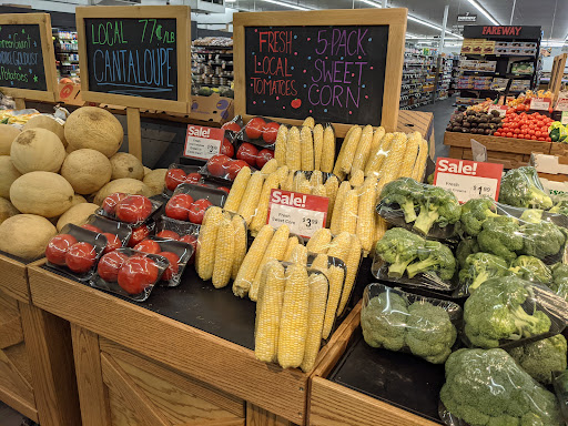 Grocery Store «Fareway Grocery», reviews and photos, 4220 16th Ave SW, Cedar Rapids, IA 52404, USA