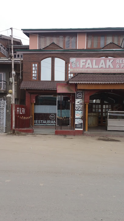 Falak Restaurant & Fast Food - 3R85+48H, Silk Factory Rd, Wazir Bagh, Srinagar, Jammu and Kashmir 190008
