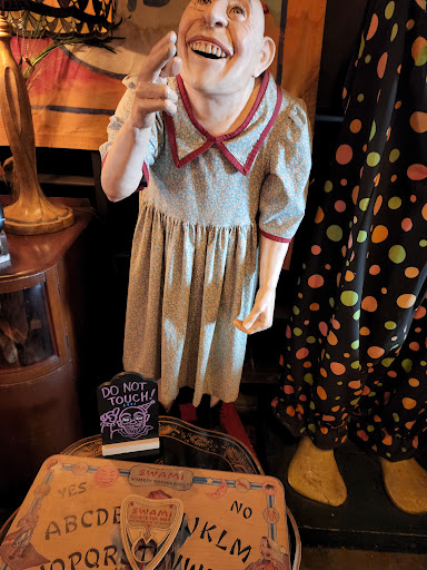 Tattoo Shop «Kreepy Tiki Tattoo», reviews and photos, 2606 S Federal Hwy, Fort Lauderdale, FL 33316, USA