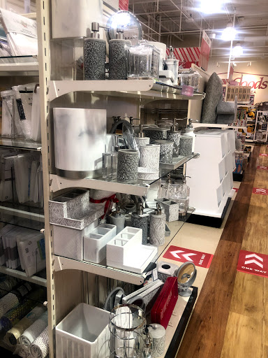 Department Store «HomeGoods», reviews and photos, 162 Everett Ave, Chelsea, MA 02150, USA