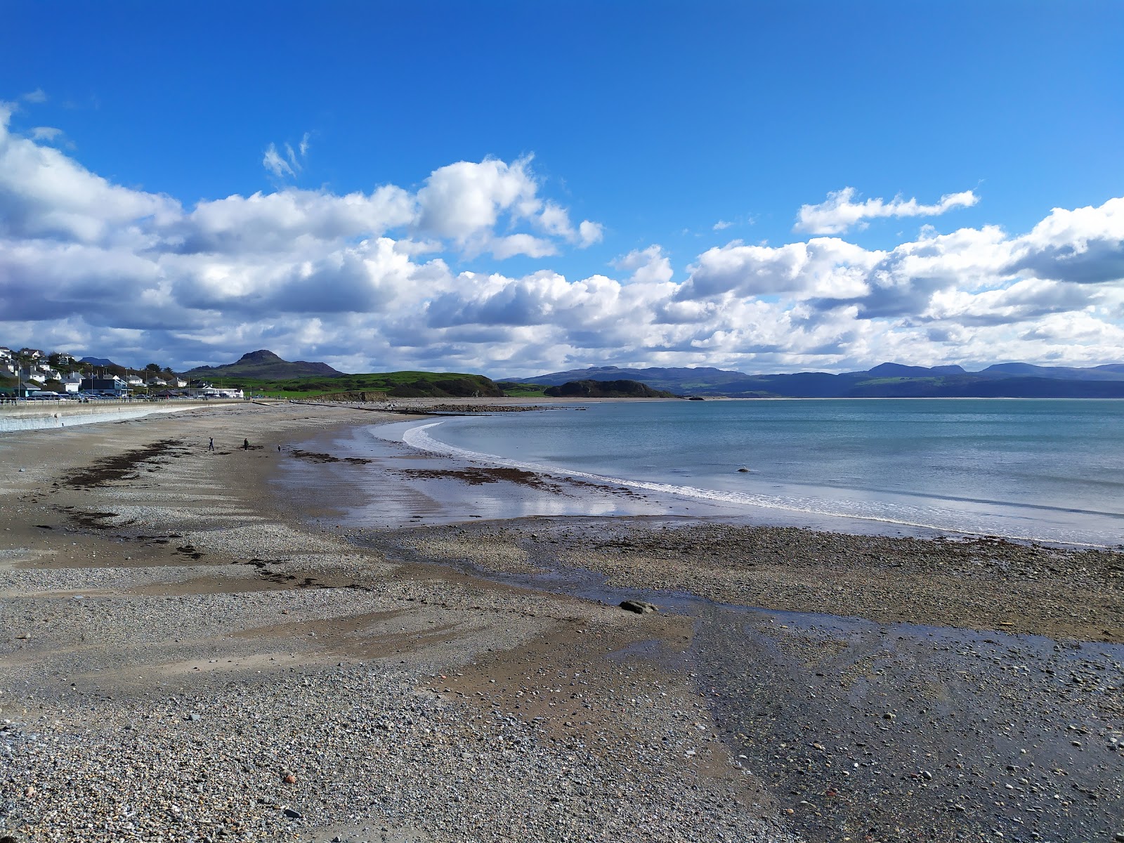 Zdjęcie Criccieth beach i osada