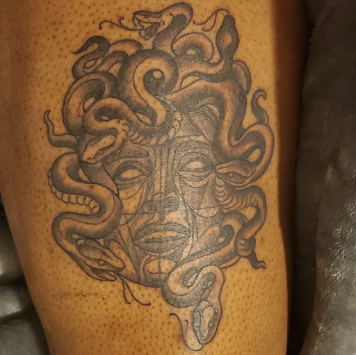 Tattoo Shop «Speakeasy Custom Tattoo», reviews and photos, 1935 1/2 W North Ave, Chicago, IL 60622, USA