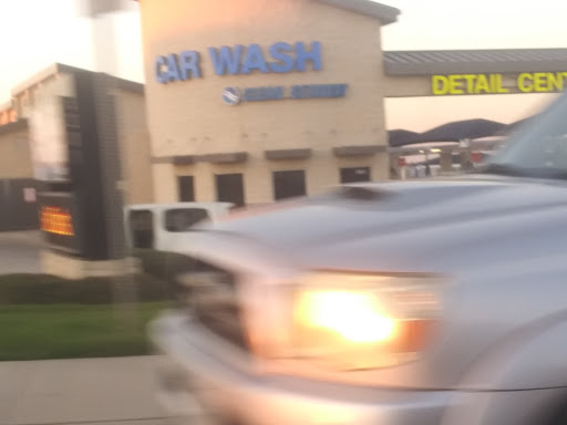 Car Wash «Clean Getaway Car Wash - Broad Street», reviews and photos, 3201 E Broad St, Mansfield, TX 76063, USA