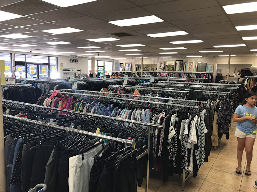 Thrift Store «Goodwill Retail Store & Donation Center», reviews and photos, 530 E Los Angeles Ave, Simi Valley, CA 93065, USA