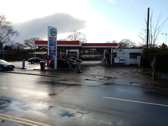 Reviews of ESSO MFG WESTVIEW in Bournemouth - Gas station