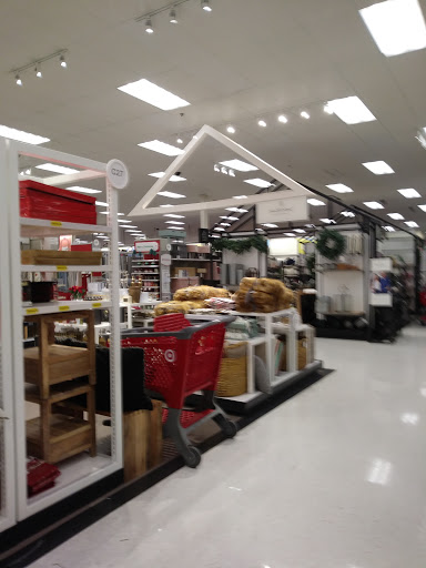 Department Store «Target», reviews and photos, 2401 Coulee Rd, Hudson, WI 54016, USA