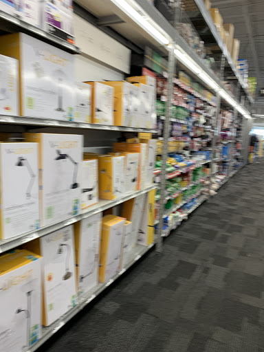 Office Supply Store «Staples», reviews and photos, 1080 Old Country Rd, Westbury, NY 11590, USA